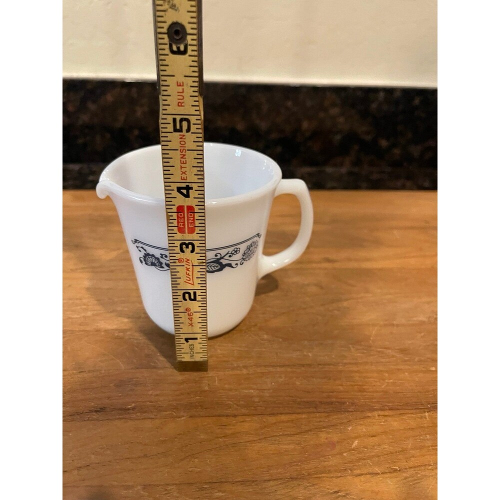 Vintage Pyrex Creamer Old Town Milk Glass - Picture 5 of 5